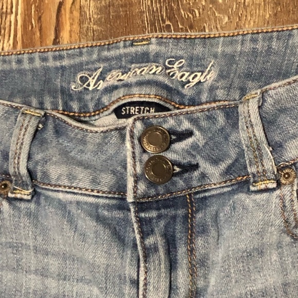 American Eagle Jeans Women's 8 Artist 2 Button Distressed Mid Rise Denim - Picture 2 of 6